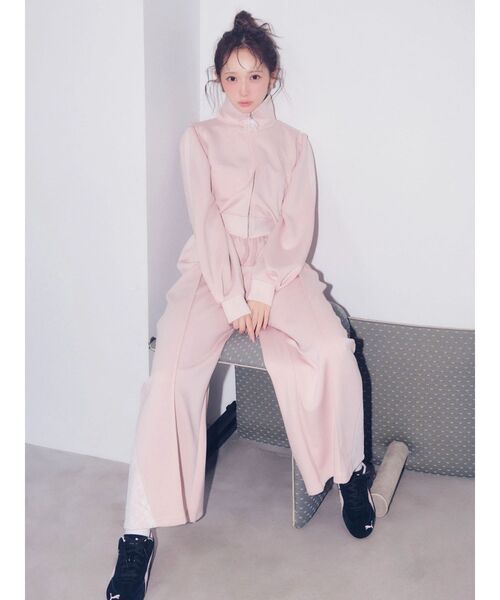 dazzlin（ダズリン）の「【≠ME 谷崎早耶コラボ】レースラインジップスウェット（スウェット・レディース・ブラック/ピンク/グレー・MEDIUM/SMALL）」の13枚目の写真