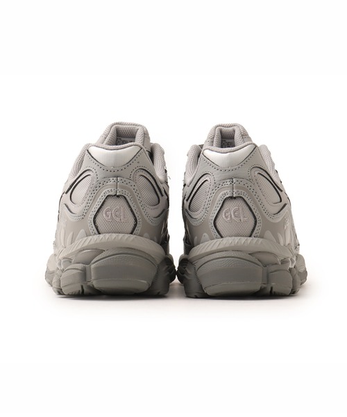 ASICS(アシックス)の「asics GEL-NYC / アシックス ゲル NYC(スニーカー・メンズ・グレー・26.0cm/26.5cm/27.0cm/27.5cm/28.0cm/28.5cm/25.0cm/23.5cm/24.0cm/24.5cm/23.0cm)」の3枚目の写真