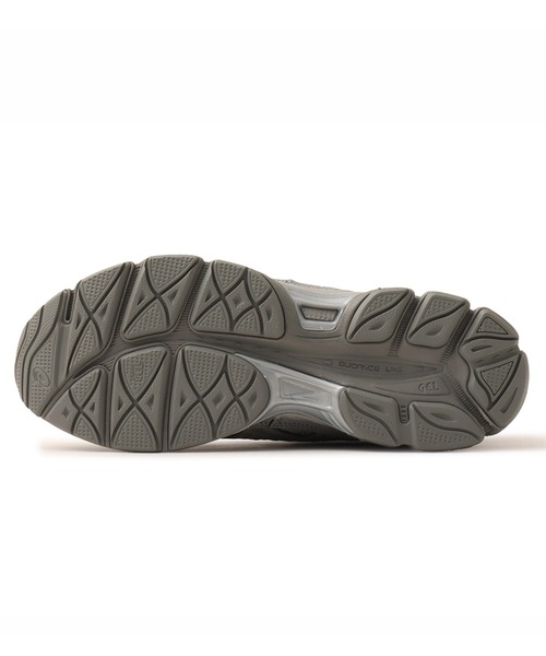ASICS(アシックス)の「asics GEL-NYC / アシックス ゲル NYC(スニーカー・メンズ・グレー・26.0cm/26.5cm/27.0cm/27.5cm/28.0cm/28.5cm/25.0cm/23.5cm/24.0cm/24.5cm/23.0cm)」の6枚目の写真