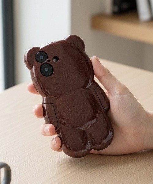 Fun & Daily(ファンアンドデイリー)の「Stand Bear iPhone Case 16 17 Pro ProMax / アイフォンケース(スマホケース/カバー・レディース・ワインレッド/グレイッシュベージュ・iPhone 16/iPhone 16 Pro/iPhone 17/iPhone 17 Pro/iPhone 17 Pro Max)」の5枚目の写真