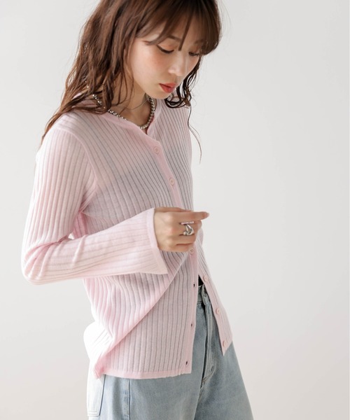 AMELY(エミリー)の「シアーリブニットカーディガン(カーディガン/ボレロ・レディース・グレイッシュベージュ/ブラック/杢グレー/ピンク/ホワイト/モカ/イエロー・フリー)」の10枚目の写真