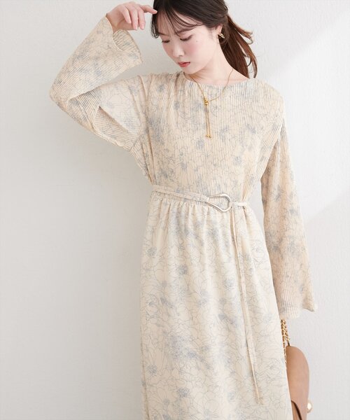 natural couture(ナチュラルクチュール)の「〈osono〉ベルト付きプリーツワンピース(ワンピース・レディース・その他4/その他1/その他3/その他2・LARGE/MEDIUM)」の6枚目の写真