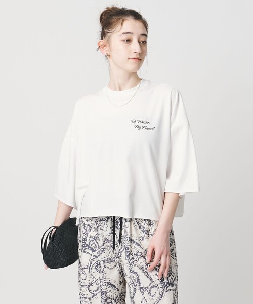 SACRA（サクラ）の「＜SACRA＞ハーフスリーブ クロップド メッセージ Tシャツ（Tシャツ/カットソー・レディース・ダークグレー/ブラック/ホワイト・38）」の6枚目の写真