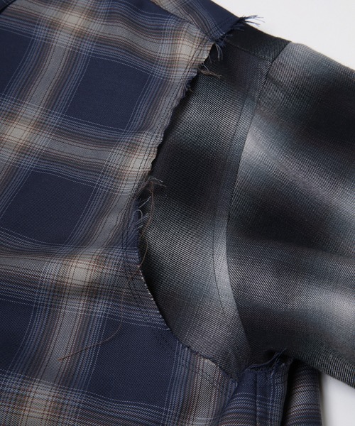 amok（アモク）の「DOCKING CHECK SHIRT（シャツ/ブラウス・メンズ・ブラウン/ネイビー・L/M/S）」の11枚目の写真