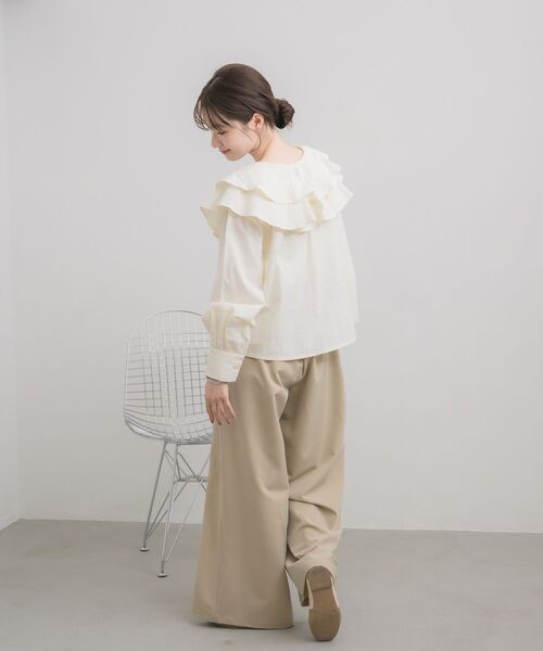 RETRO GIRL（レトロガール）の「ダブルフリルカラーBL（シャツ/ブラウス・レディース・グリーン/ナチュラル/ブラック・FREE）」の6枚目の写真