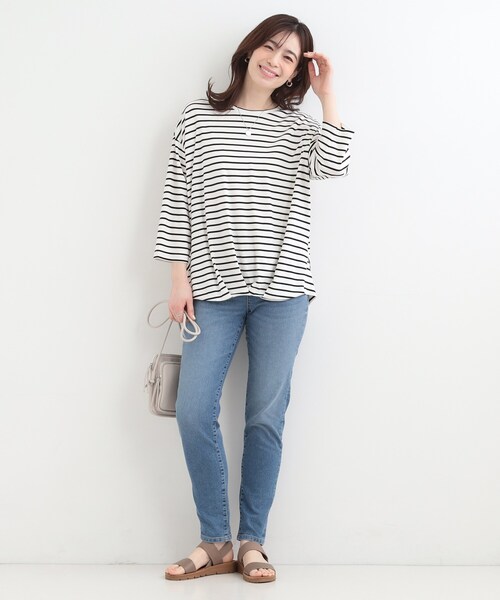 SHOO・LA・RUE(シューラルー)の「【ひんやり/UV/体型カバー】とろみフロントタック7分袖ゆるトップス(Tシャツ/カットソー・レディース・ライトグリーン/ライトベージュ/ブラック/ホワイト系5・00)」の19枚目の写真