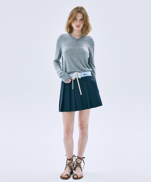Mardi Mercredi(マルディメクルディ)の「SUMMER WOOL BLENDED V NECK / サマー ウール ブレンド Vネック(ニット/セーター・レディース・グレー/ネイビー・FREE)」の7枚目の写真