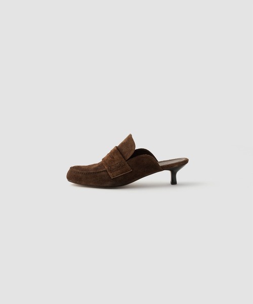JANE SMITH / JOHN SMITH(ジェーンスミスジョンスミス)の「COW SUEDE LEATHER LOAFER MULE(パンプス・レディース・ブラウン・37/38)」の3枚目の写真