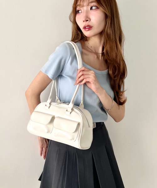 wears(ウェアーズ)の「フロントポケットボストンショルダーバッグ(ショルダーバッグ・レディース・ホワイト/ブラック・FREE)」の11枚目の写真