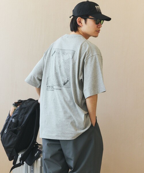 NANGA(ナンガ)の「NANGA × FREAK'S STORE/ナンガ × フリークスストア 別注 ECO HYBRID CONTOUR LOGO TEE エコハイブリッド ルーズフィット ロゴ Tシャツ(Tシャツ/カットソー・メンズ・ブラック/ホワイト/グレー・MEDIUM/LARGE)」の13枚目の写真