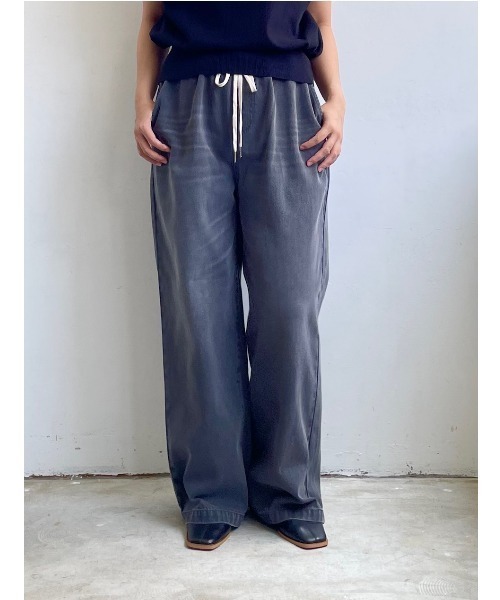 fireservice（ファイヤーサービス）の「【 Fire Service / ファイヤーサービス 】 WIDE EASY PANTS / ワイドイージーパンツ　GREY（デニムパンツ・レディース・グレー・1/2）」の3枚目の写真