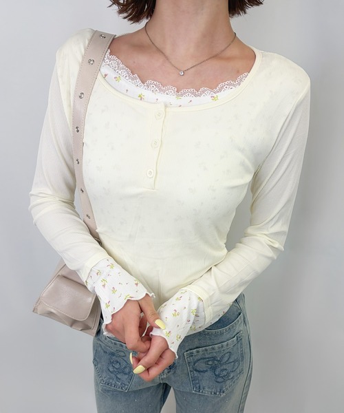 frunco(フランコ)の「【ZOZOTOWN限定】フェイクレイヤード花柄レースヘンリーネックT(Tシャツ/カットソー・レディース・ホワイト/ピンク/アイボリー・FREE)」の2枚目の写真