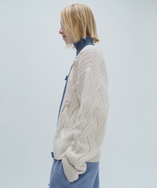 DIAGONAL（ダイアゴナル）の「CABLE APPLIQUE KNIT (ivory)（ニット/セーター・レディース・その他・FREE）」の3枚目の写真