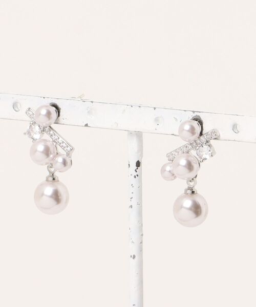 LA VORAGINE(ラ ヴォラジネ)の「大人可愛い高級感 パープルピアス 結婚式 お呼ばれピアス 二次会 同窓会 お呼ばれ オケージョン(ピアス(両耳用)・レディース・ライトパープル/ホワイト/グレー・FREE)」の19枚目の写真