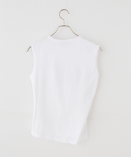 U by SPICK&SPAN(ユーバイスピックアンドスパン)の「NOICE / ノイス TWISTED DRAPE SLEEVELESS TOP(Tシャツ/カットソー・レディース・ホワイト・SMALL)」の12枚目の写真