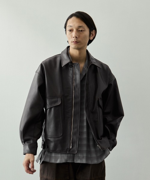 YOKE（ヨーク）の「【YOKE for KEY TIMEZ/ヨーク】別注 Leather Flight Jacket（ブルゾン・メンズ・ブラック/ブラウン・2）」の5枚目の写真