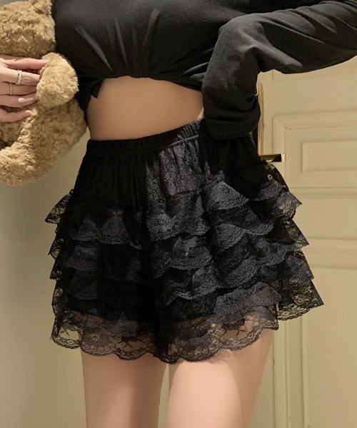 yuue' ( wear )(ユーイ)の「レースティアードショートパンツ(その他パンツ・レディース・ブラック/ホワイト・FREE)」の12枚目の写真