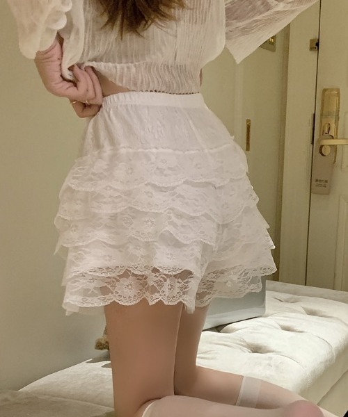 yuue' ( wear )(ユーイ)の「レースティアードショートパンツ(その他パンツ・レディース・ブラック/ホワイト・FREE)」の19枚目の写真