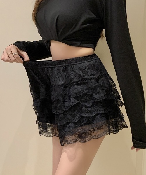 yuue' ( wear )(ユーイ)の「レースティアードショートパンツ(その他パンツ・レディース・ブラック/ホワイト・FREE)」の11枚目の写真