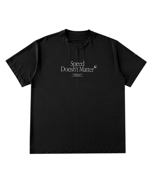 BUTTON SEOUL(ボタンソウル)の「スピードグラフィックライトウェイトテックショートスリーブ(3カラー)(Tシャツ/カットソー・メンズ・ダークグレー/アイボリー/ブラック・SMALL/MEDIUM/LARGE/X-LARGE)」の6枚目の写真