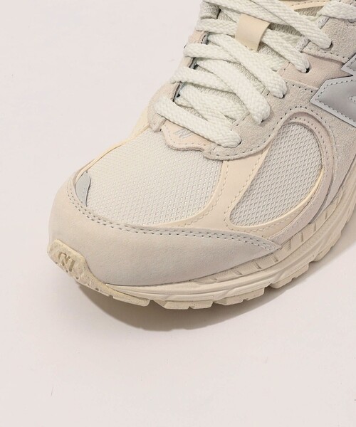 NEW BALANCE(ニューバランス)の「New Balance U2002 スニーカー(スニーカー・レディース・ホワイト系その他・24/25/23)」の2枚目の写真
