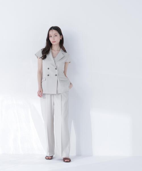 NATURAL BEAUTY BASIC(ナチュラルビューティーベーシック)の「スタイルアップ SETUP ペプラムジャケット(テーラードジャケット・レディース・ベージュ/ブラウン・MEDIUM/SMALL)」の4枚目の写真