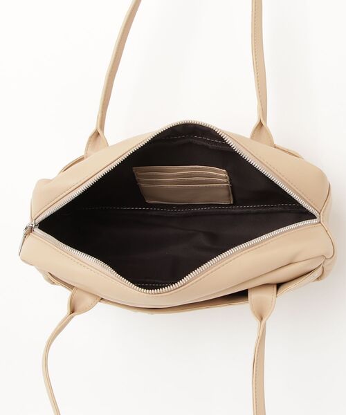 Rohwel(ローウェル)の「Stud Eyelet Shoulder Bag / スタッズアイレットショルダーバッグ(ショルダーバッグ・レディース・ブラック/ベージュ/ホワイト・FREE)」の16枚目の写真