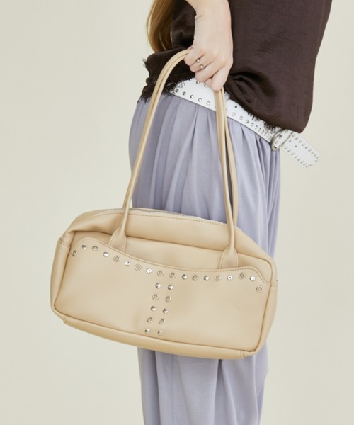 Rohwel(ローウェル)の「Stud Eyelet Shoulder Bag / スタッズアイレットショルダーバッグ(ショルダーバッグ・レディース・ブラック/ベージュ/ホワイト・FREE)」の3枚目の写真