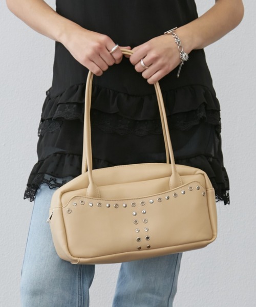 Rohwel(ローウェル)の「Stud Eyelet Shoulder Bag / スタッズアイレットショルダーバッグ(ショルダーバッグ・レディース・ブラック/ベージュ/ホワイト・FREE)」の9枚目の写真