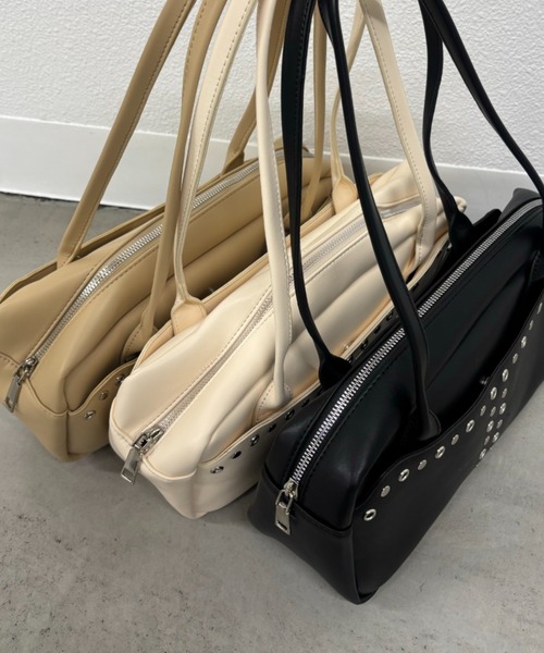 Rohwel(ローウェル)の「Stud Eyelet Shoulder Bag / スタッズアイレットショルダーバッグ(ショルダーバッグ・レディース・ブラック/ベージュ/ホワイト・FREE)」の18枚目の写真