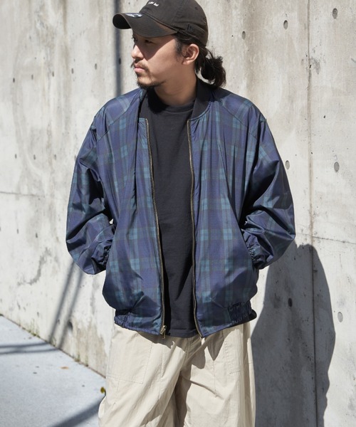 mihns closet(ミンズクローゼット)の「【mihns closet/ミンズクローゼット】リバーシブル フライトジャケット(ブルゾン・メンズ・ブルー/ベージュ/ブラック・M/L)」の5枚目の写真