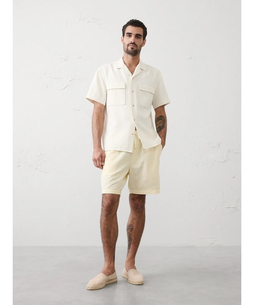 BANANA REPUBLIC FACTORY STORE(バナナリパブリック ファクトリーストア)の「BANANA REPUBLIC FACTORY STORE スタンダードフィット 7インチ リネンブレンド デッキショーツ(その他パンツ・メンズ・イエロー/ブルー/グリーン・L/M/XL/S)」の5枚目の写真