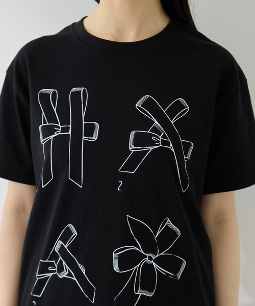RhodolirioN（ロドリリオン）の「[RhodolirioN/ロドリリオン]Printed Making a bow with Ribbon Tee（Tシャツ/カットソー・レディース・ブラック/ピンク/ホワイト・0）」の9枚目の写真
