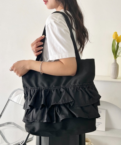 wears(ウェアーズ)の「【A4収納可】2wayフリルトートバッグ(トートバッグ・レディース・ピンク/ブラック/ホワイト/グリーン・FREE)」の19枚目の写真