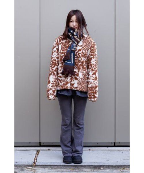 LORES（ロアス）の「Full of Love Fleece Jacket - Beige（その他アウター・レディース・その他・LARGE/MEDIUM）」の9枚目の写真