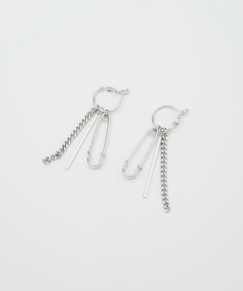SOEMIN（ソミン）の「Safety pin and chain pierced earrings／セーフティーピン&チェーンピアス（ピアス（両耳用）・レディース・シルバー・FREE）」の3枚目の写真