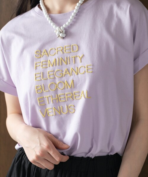GALLEST(ギャレスト)の「刺繍フレーズTシャツ(Tシャツ/カットソー・レディース・ブラック系/パープル系1/ホワイト系1・38)」の21枚目の写真