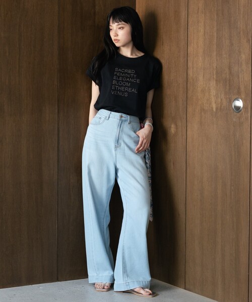 GALLEST(ギャレスト)の「刺繍フレーズTシャツ(Tシャツ/カットソー・レディース・ブラック系/パープル系1/ホワイト系1・38)」の13枚目の写真