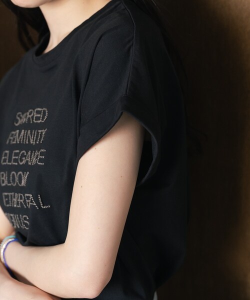 GALLEST(ギャレスト)の「刺繍フレーズTシャツ(Tシャツ/カットソー・レディース・ブラック系/パープル系1/ホワイト系1・38)」の10枚目の写真