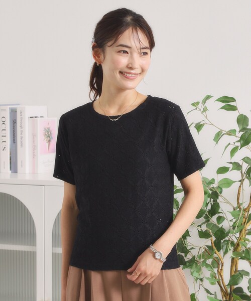 ITS'DEMO(イッツデモ)の「レースジャカードTシャツ(Tシャツ/カットソー・レディース・ブラック/ライトグリーン/オフホワイト・00)」の21枚目の写真