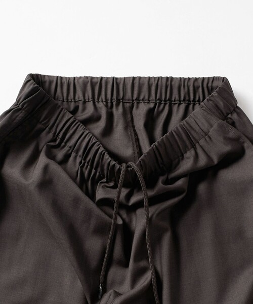 LOEFF（ロエフ）の「＜LOEFF＞トロピカルウール ハーレム パンツ MENS（その他パンツ・メンズ・ワイン/ブラウン系・2/1/0）」の15枚目の写真