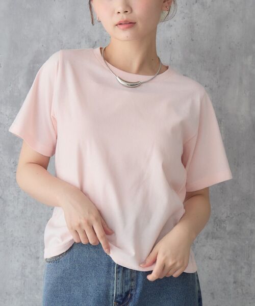 RETRO GIRL(レトロガール)の「チビロゴ刺繍コンパクトTEE(Tシャツ/カットソー・レディース・オフホワイト/ホワイト系その他/ピンク・FREE)」の3枚目の写真