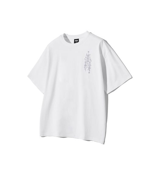 GAKKAI UNIONS(ガッカイユニオンズ)の「サンシャイン刺繍半袖Tシャツホワイト(Tシャツ/カットソー・レディース・その他・MEDIUM/LARGE)」の4枚目の写真