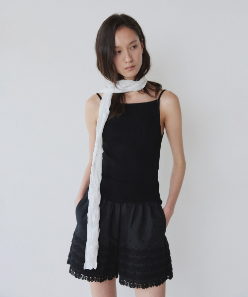 YEARNING（イヤニング）の「LINEN SQUARE NECK KNIT SLEEVELESS, BLACK（Tシャツ/カットソー・レディース・その他・FREE）」の3枚目の写真