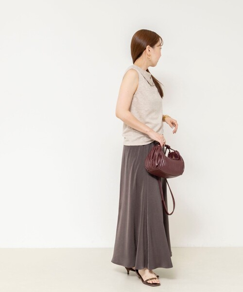 NOLLEY’S Sophi（ノーリーズソフィ）の「《セットアップ対応》ピーチサテンフレアースカート（スカート・レディース・チャコールグレー/ネイビー・34/36/38）」の12枚目の写真