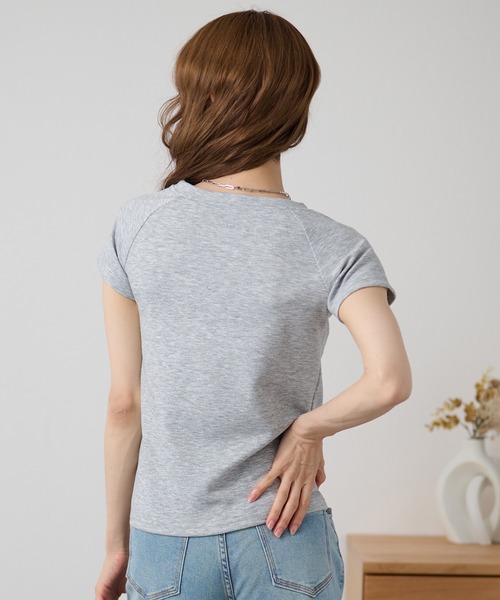 DAYRA(デイラ)の「ソリッドカラー クルーネック ラグラン 半袖 トップス(Tシャツ/カットソー・レディース・ライトグレー/ダークグレー/ホワイト/ブラック・FREE)」の20枚目の写真