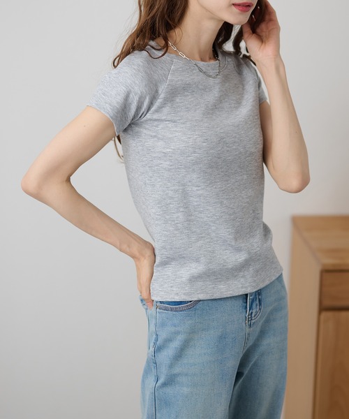 DAYRA(デイラ)の「ソリッドカラー クルーネック ラグラン 半袖 トップス(Tシャツ/カットソー・レディース・ライトグレー/ダークグレー/ホワイト/ブラック・FREE)」の19枚目の写真