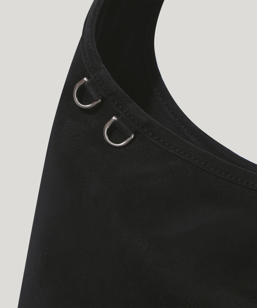 OVHEE(オヴェイ)の「ポニホーボバッグ Poni Hobo Bag(ショルダーバッグ・レディース・ダークブラウン/ブラック・FREE)」の17枚目の写真