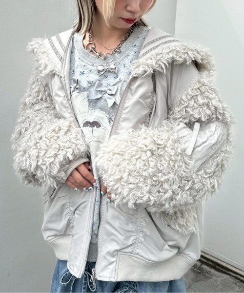Candy Stripper（キャンディストリッパー）の「MONSTER FUR SAILOR MA-1（MA-1・レディース・アイボリー/ライトグレー/ブラック・FREE）」の3枚目の写真