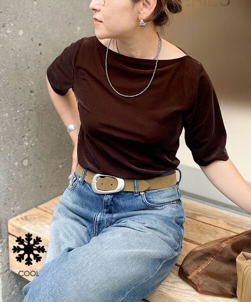 NOLLEY’S(ノーリーズ)の「《接触冷感》ウォッシャブルシアーベロア2WAYプルオーバー(Tシャツ/カットソー・レディース・ネイビー/ブラウン/ピンク/アイボリー・38/36)」の3枚目の写真